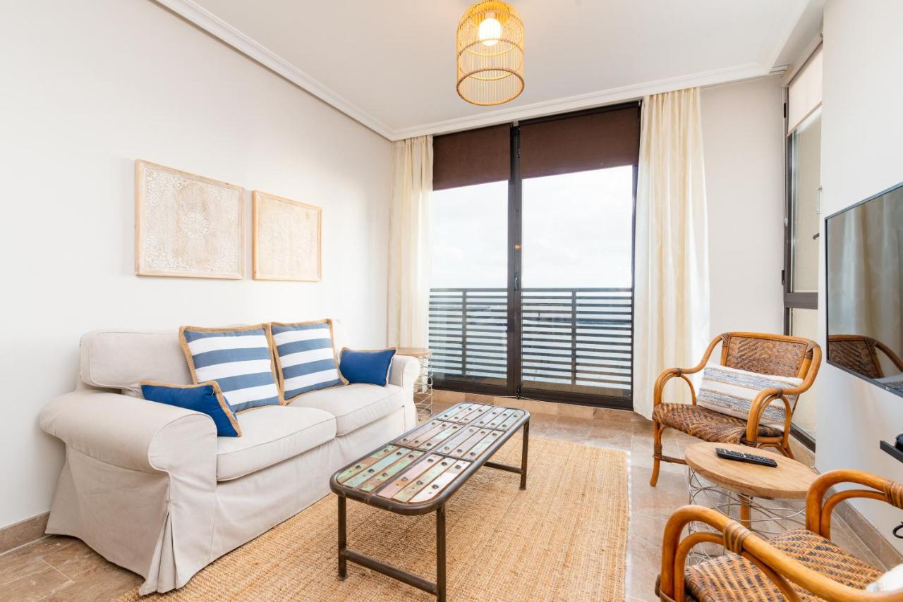 Fee4me: First Line Luxury Apartamento *